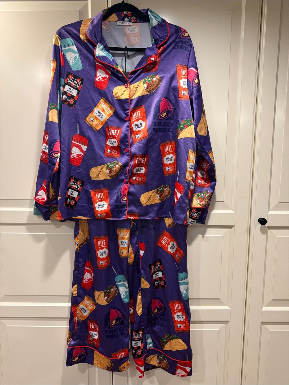 Taco Bell NWOT Purple Pajama Set